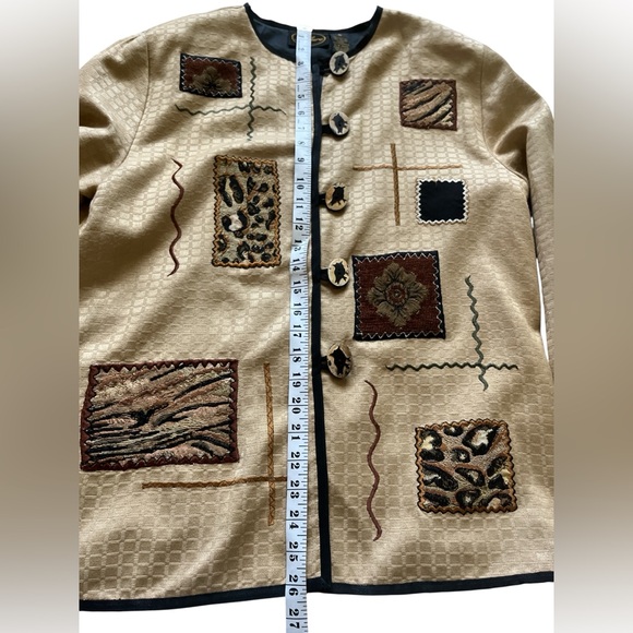 Vintage Allure Tan and Black Blazer with Artistic Patchwork - Picture 10 of 10
